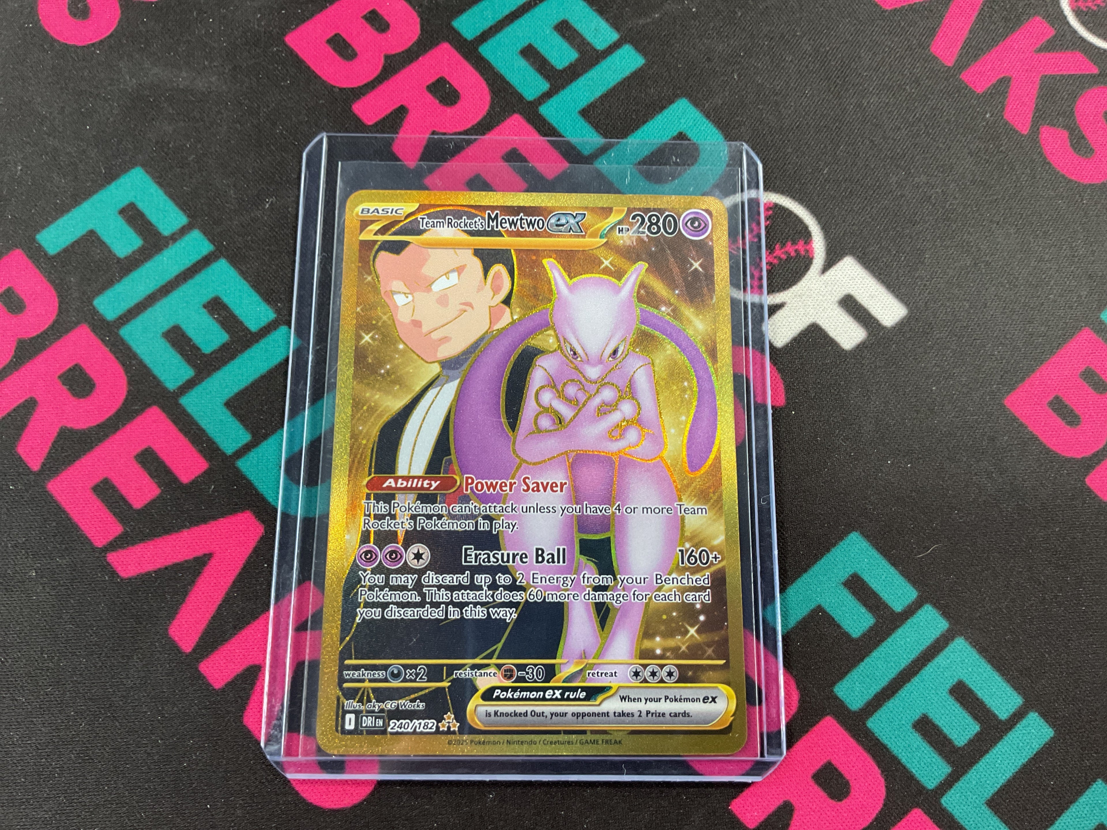 Team Rockets Mewtwo 240/182