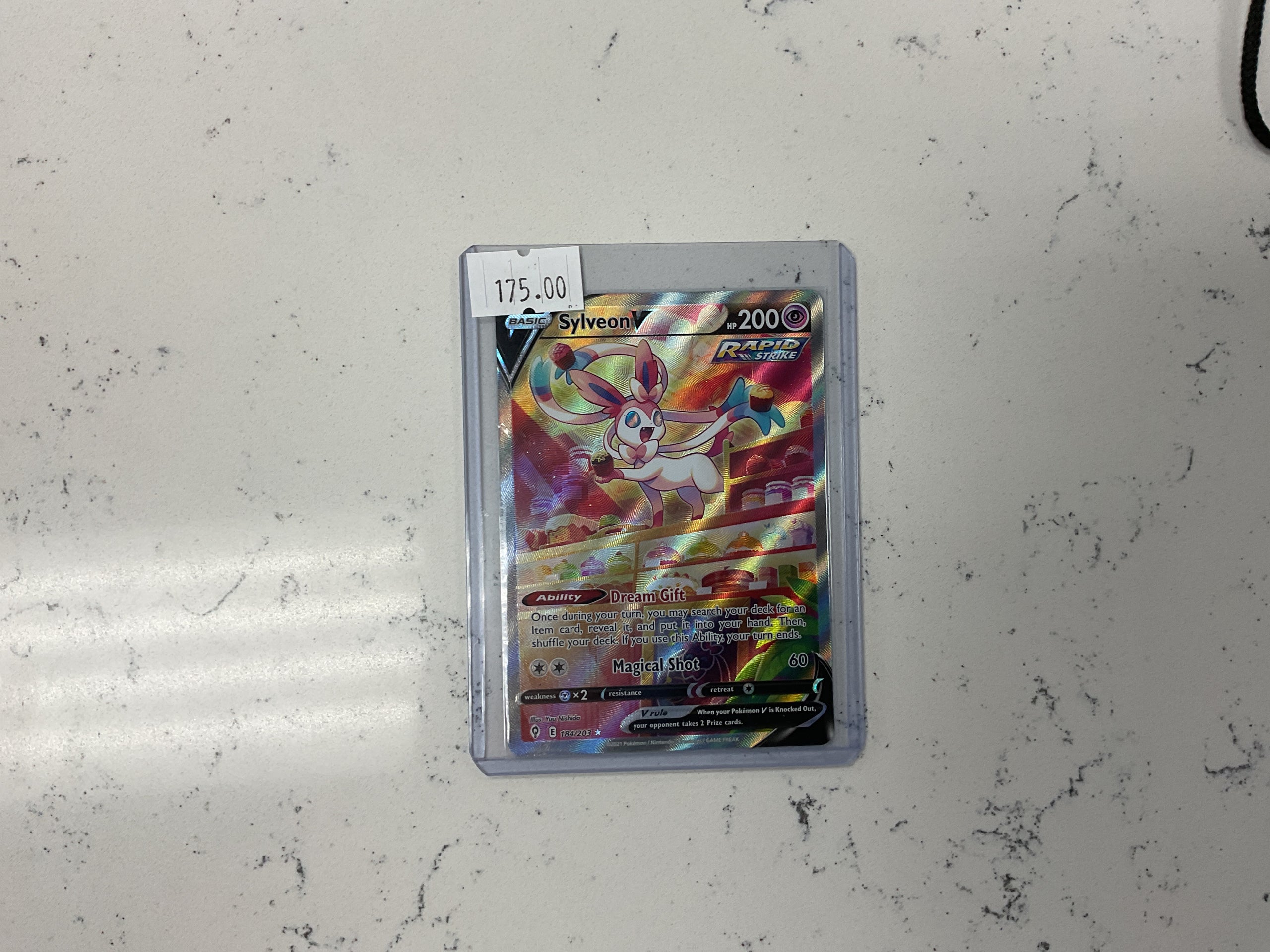 Sylveon v alt art