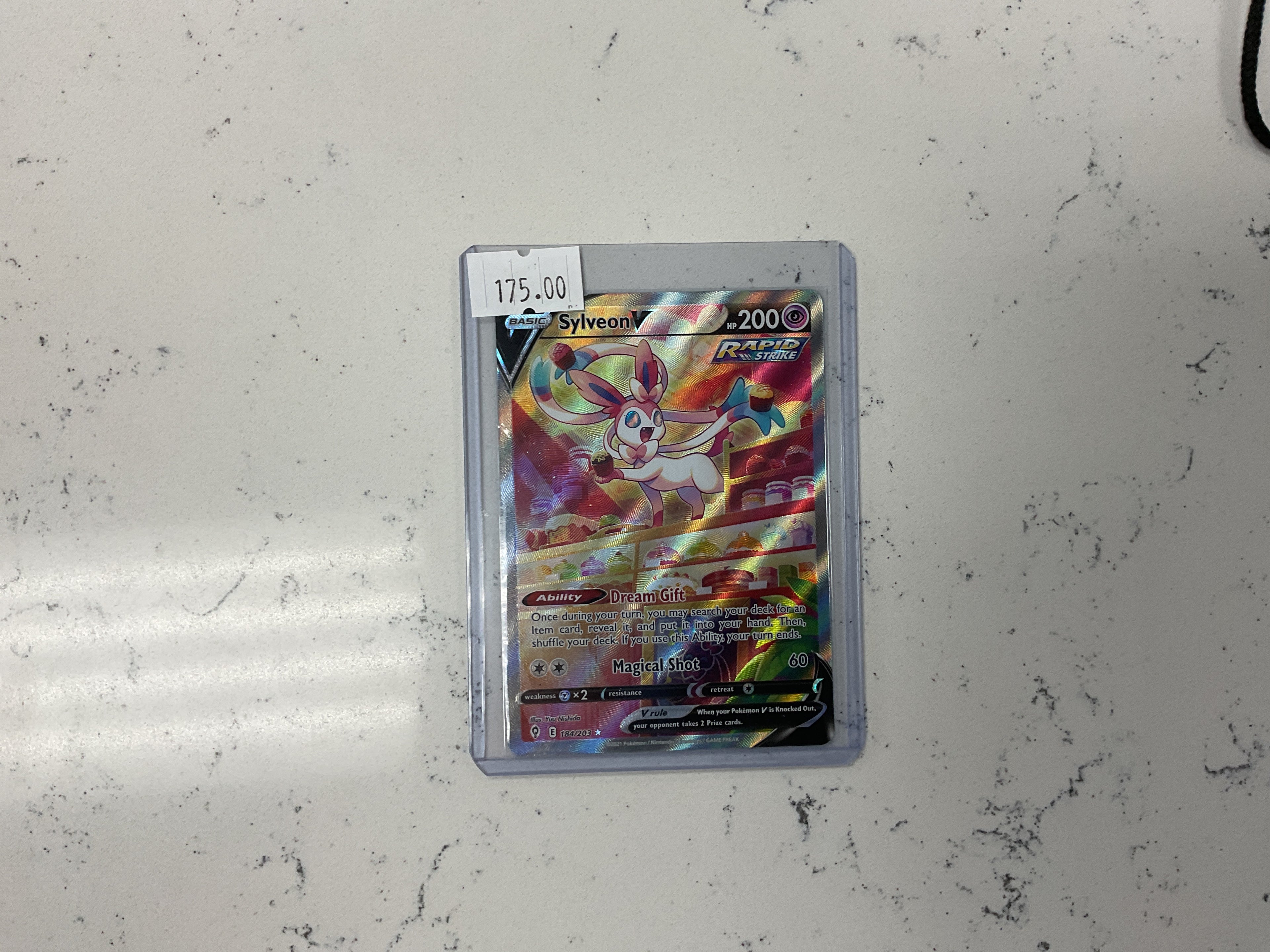 Sylveon v alt art