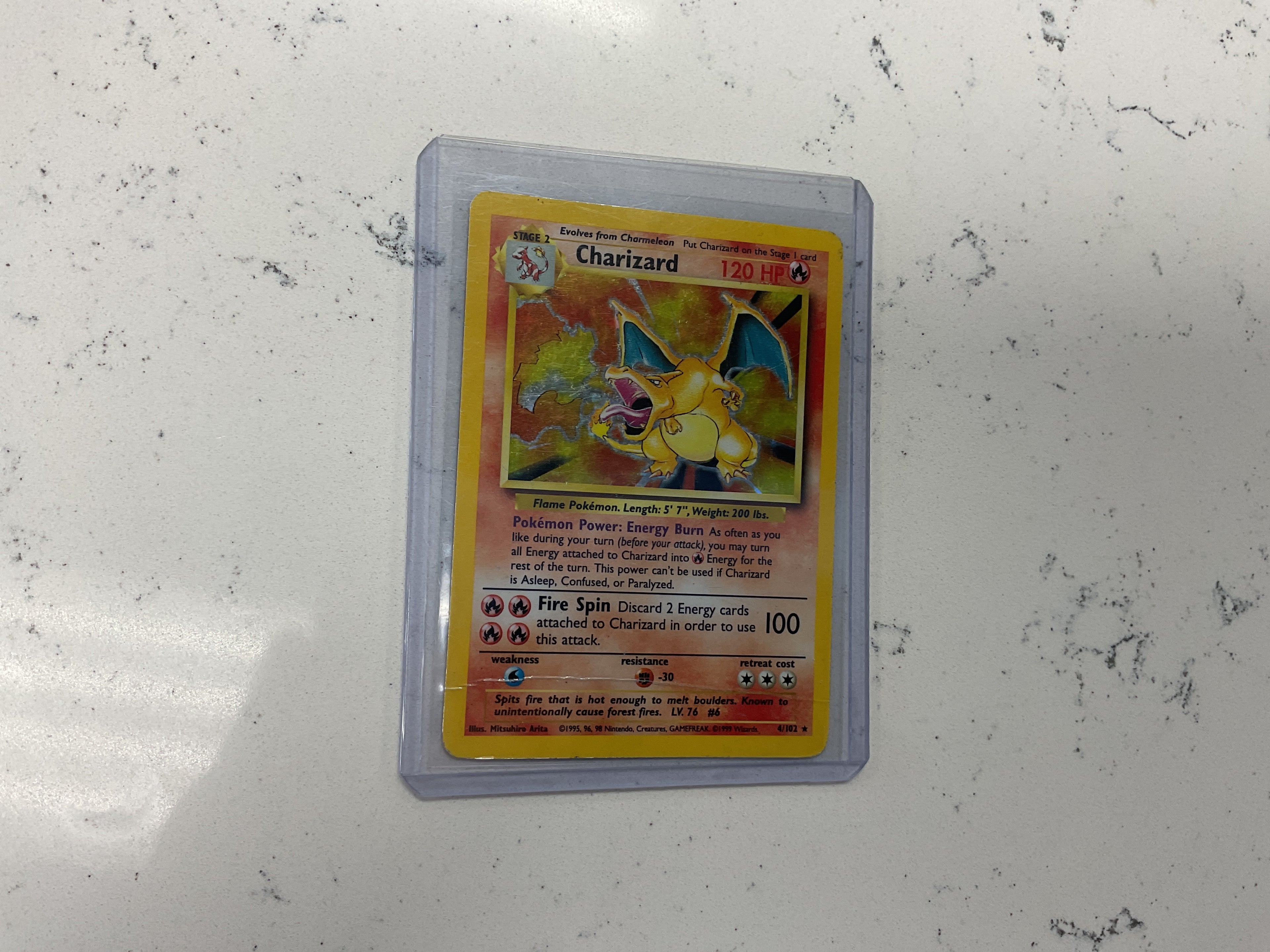 Base set CHARIZARD DAMAGED