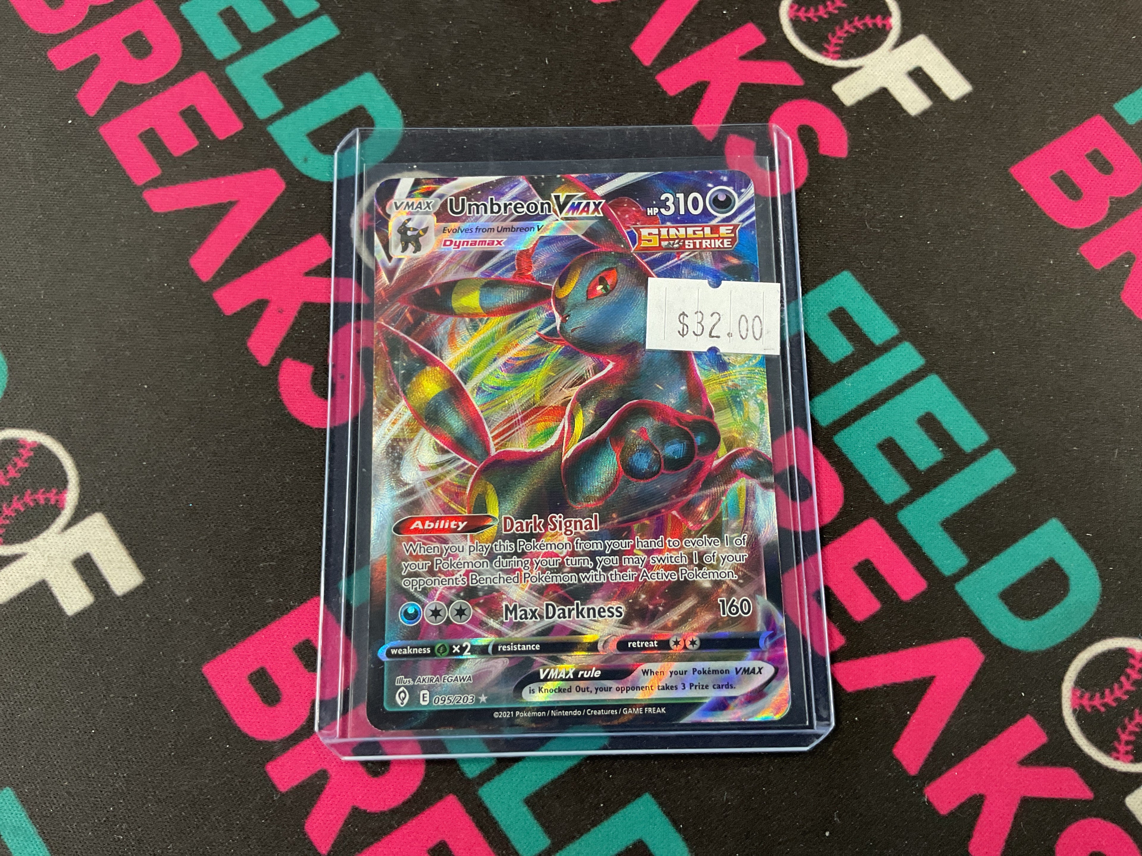 Umbreon Vmax 095/203