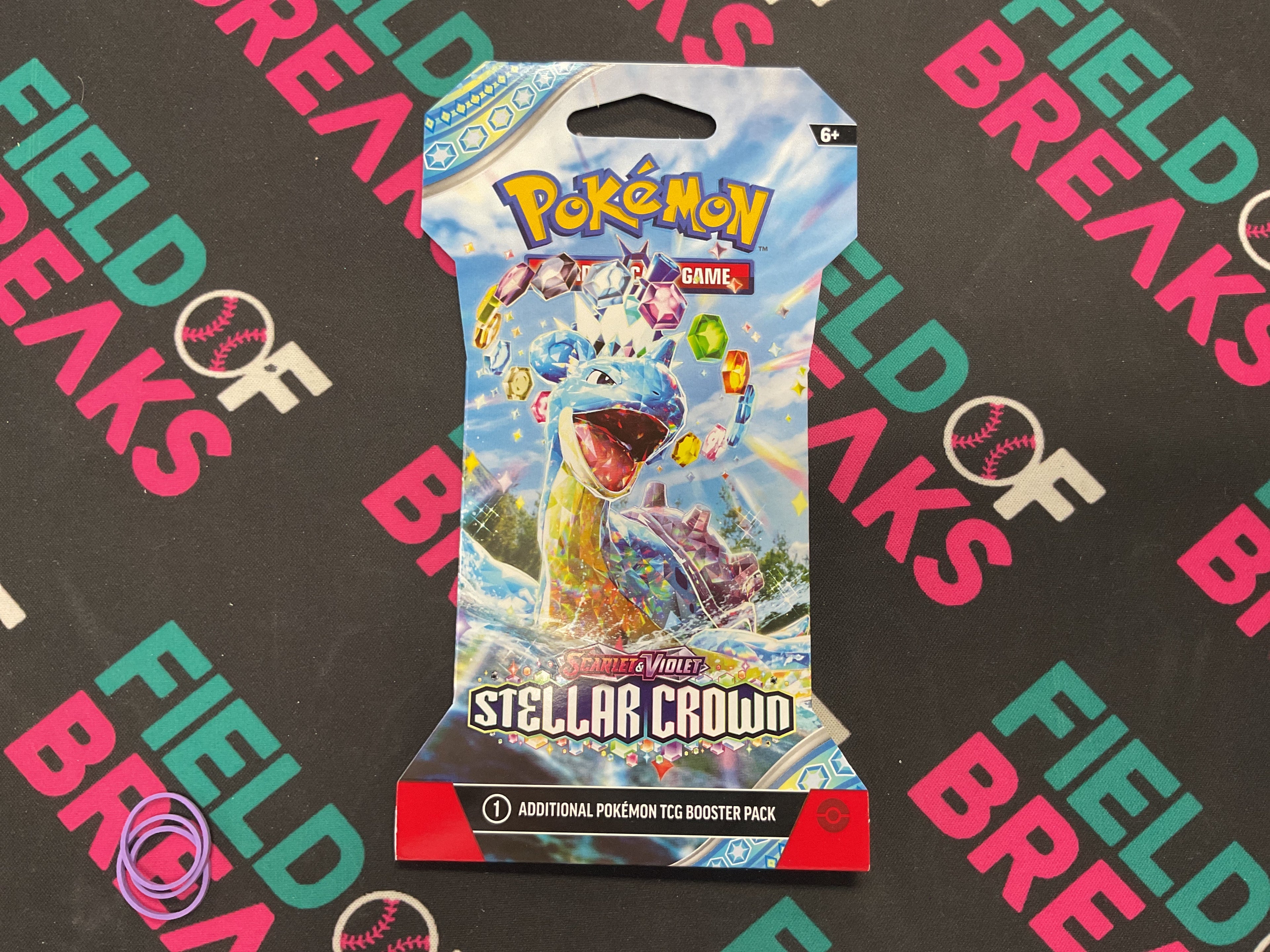 Stellar Crown Sleeved Pack
