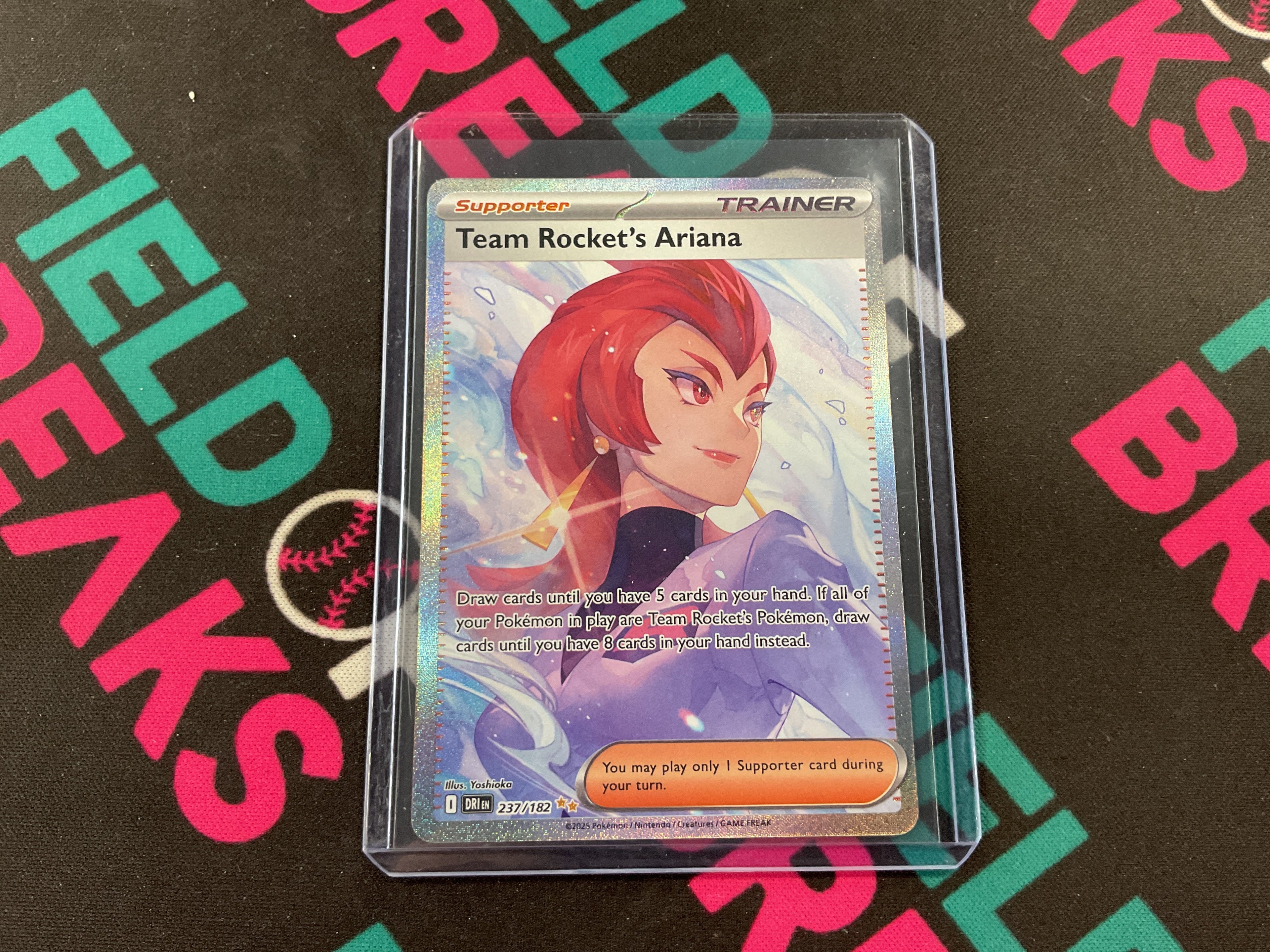 Team Rockets Ariana 237/182